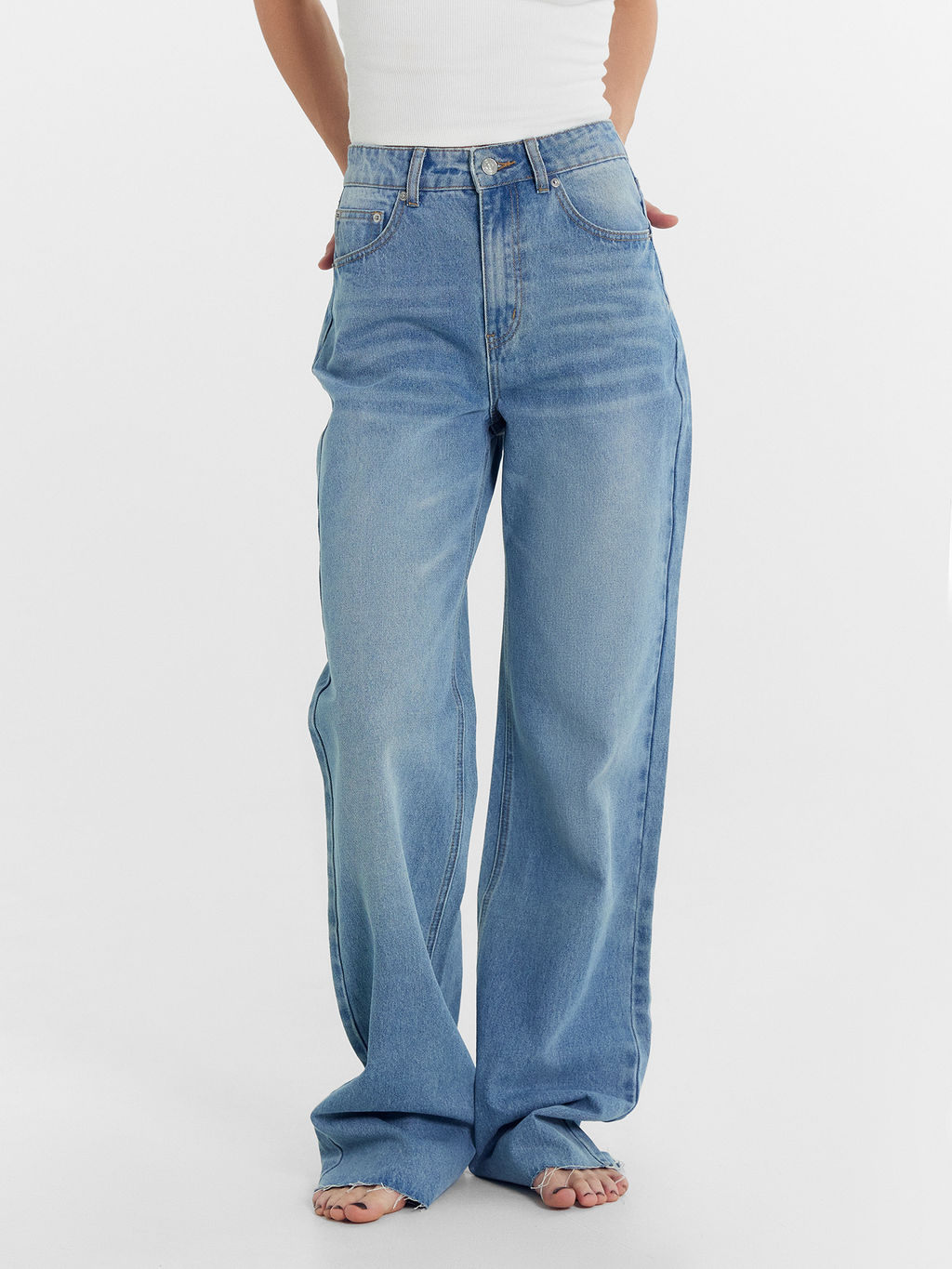 Брюки джинсовые жен   (АРТ. 2024-DTW1301-1)