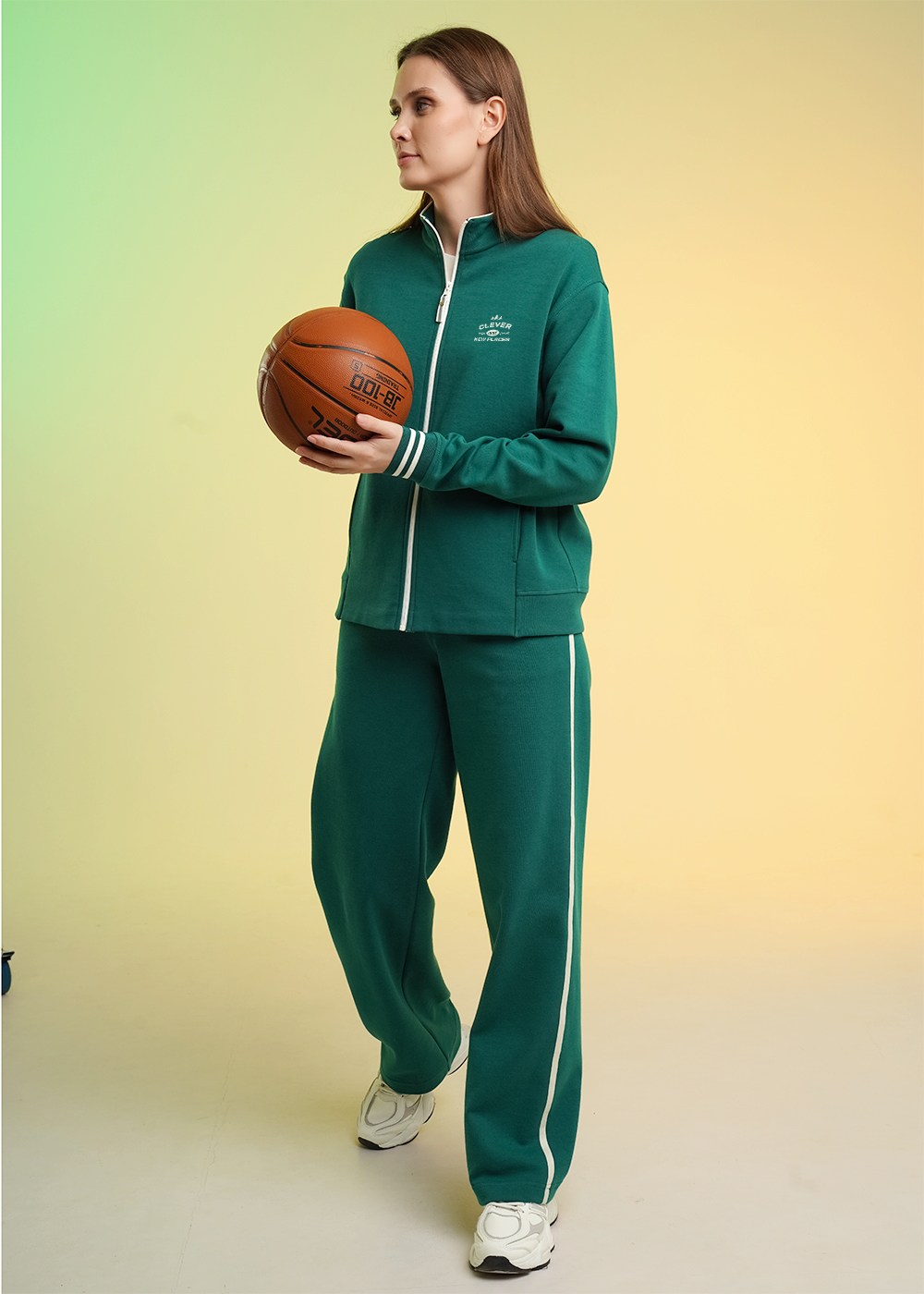 Куртка жен   (АРТ. LJ26-100/1)