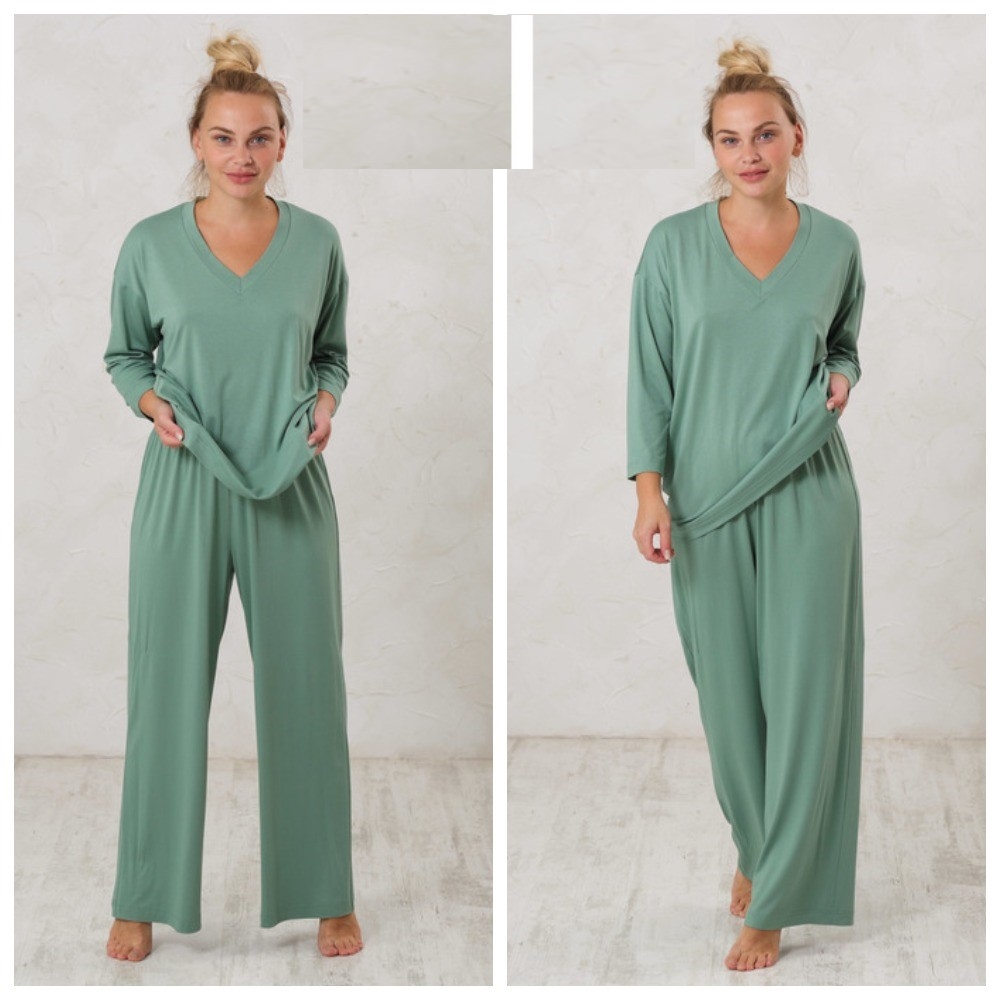 Костюм  жен (АРТ. 22-220)