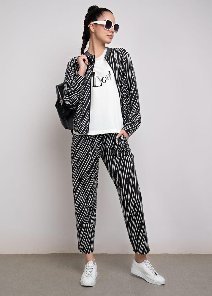 Куртка жен Clever (АРТ. 236214/107зн)